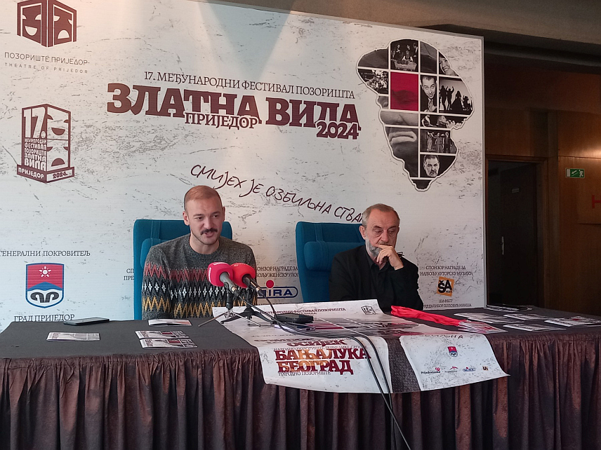 ПРИЈЕДОР, 17. СЕПТЕМБРА /СРНА/ - Селектор Међународног фестивала позоришта "Златна вила" Зоран Барош и Директор фестивала Срђан Књегињић ма конференцији за новинаре у Приједору.