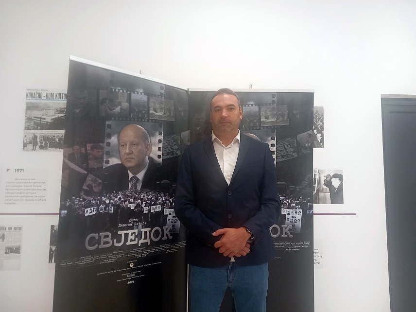 ТРЕБИЊЕ, 18. СЕПТЕМБРА /СРНА/ - У Требињу је приказан документарни филм "Свједок", аутора Дениса Бојића, а ријеч је о потресној причи о страдању српског народа током ратних дешавања деведесетих година на простору бивше Југославије и раду чувеног форензичара и патолога Зорана Станковића, који је радећи на више од 50 масовних гробница обдуковао више од 7.500 жртава злочина.	


