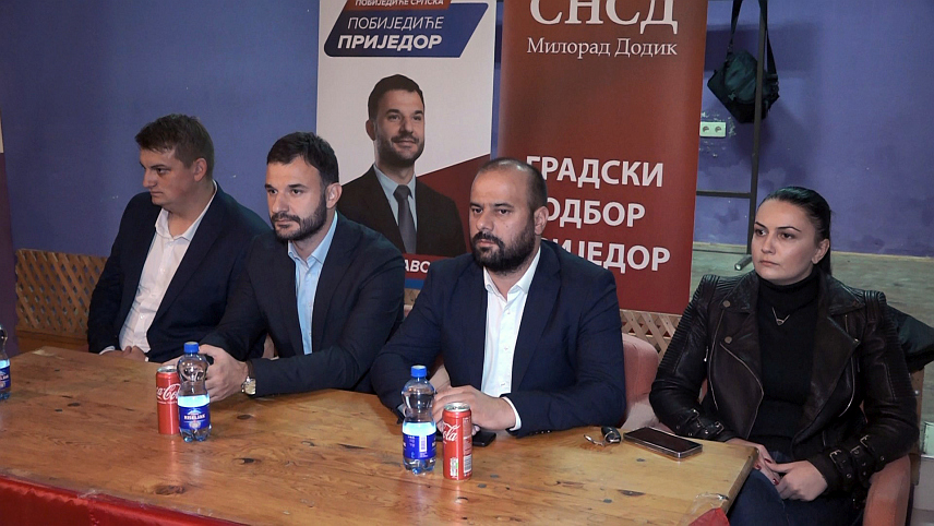 ПРИЈЕДОР, 19. СЕПТЕМБРА /СРНА/ - Кандидат СНСД-а за градоначелника Приједора Слободан Јавор изјавио је вечерас да су Ништавци и Расавци мјеста која су и до сада имала добру комуникацију са градом и да је било више захтјева од којих су неки реализовани.
