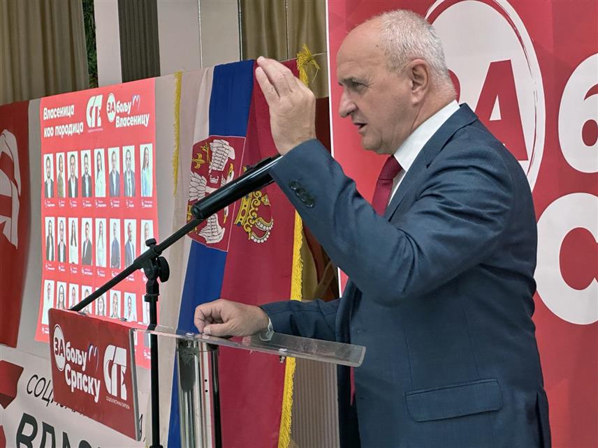 ВЛАСЕНИЦА, 20. СЕПТЕМБРА /СРНА/ - Предсједник Социјалистичке партије /СП/ Петар Ђокић изјавио је да ће СП бити носилац позитивних идеја који ће доприносити даљем развоју Власенице, која има јако добре потенцијале, као и сваког другог дијела Републике Српске.