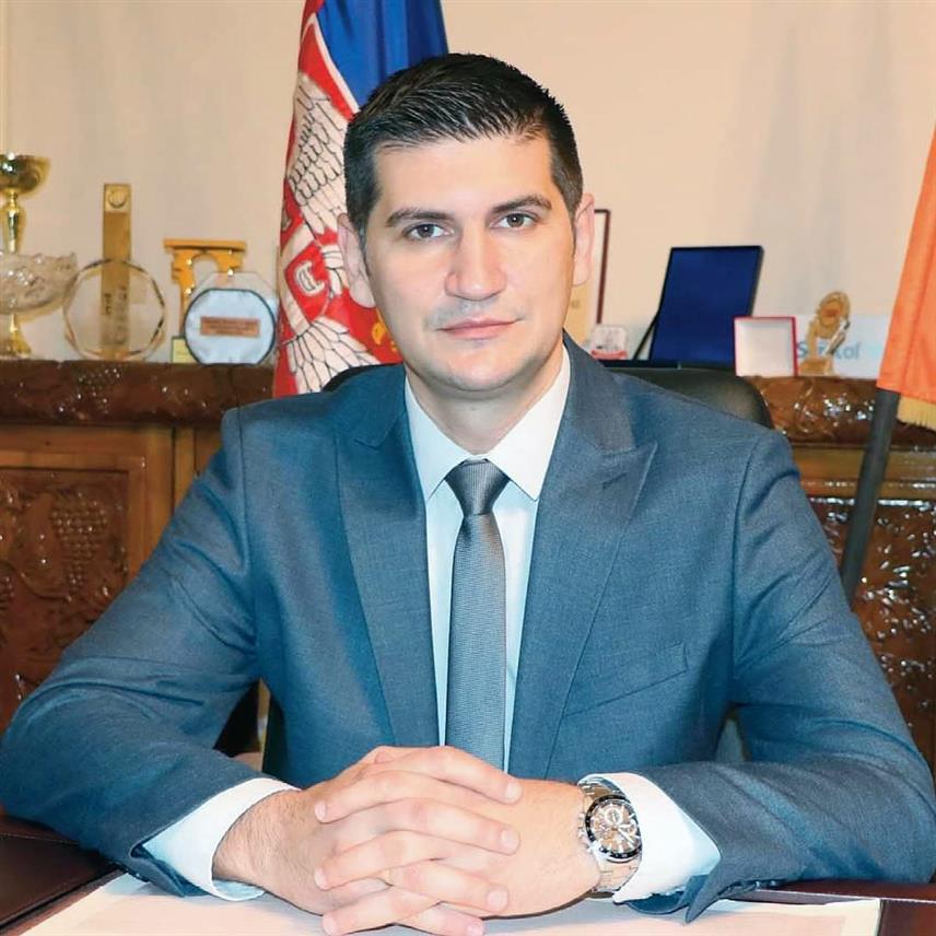 ПОЖАРЕВАЦ, 24. СЕПТЕМБРА /СРНА/ - Пожаревац се радује чвршћем културном, привредном и сваком другом повезивању са Републиком Српском, а манифестација "Дани Српске у Србији" даје посебан, свечани тон настојању да се везе ојачају, рекао је Срни градоначелник Саша Павловић.