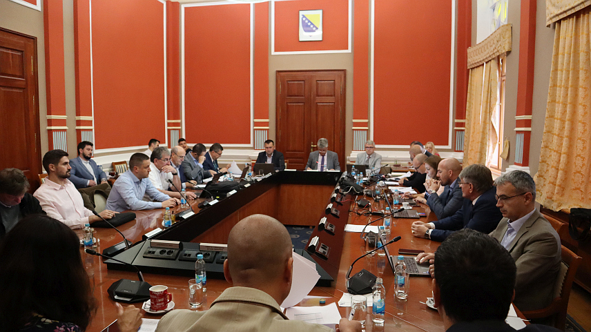 БРЧКО, 25. СЕПTЕМБРА /СРНА/ - Брчанска Влада одобрила је данас Програм утрошка средстава у износу од један милион марака за додјелу једнократне новчане помоћи демобилисаном борцу са пребивалиштем у дистрикту.