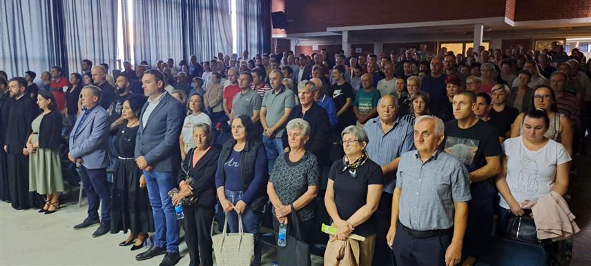 БРОД, 27. СЕПТЕМБРА /СРНА/ - Премијера историјско-документарног филма "Свједок" о страдању срског народа режисера Дениса Бојића.