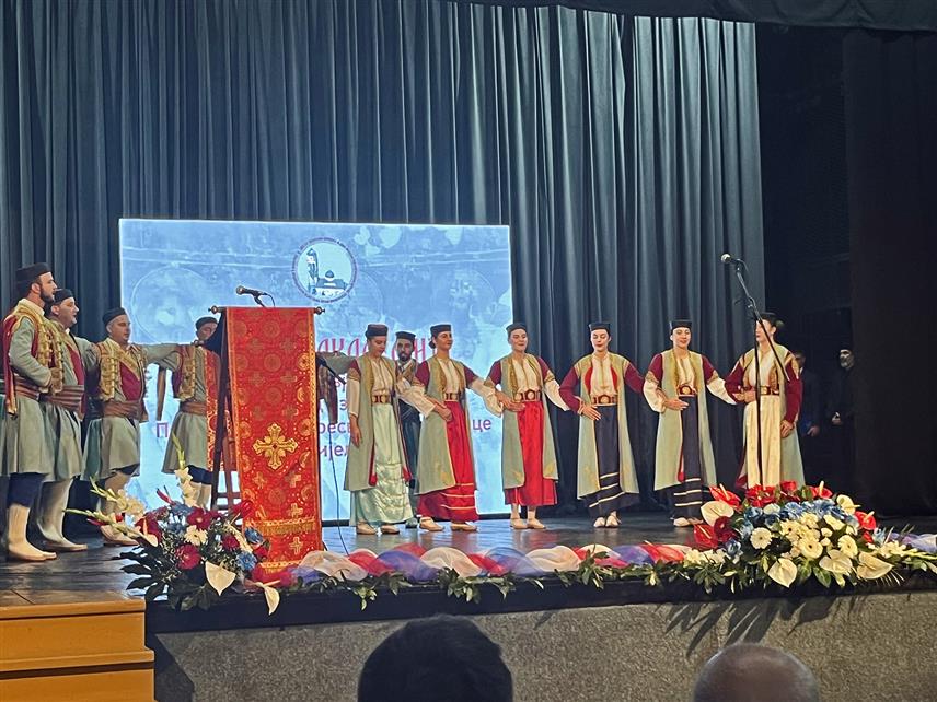 ПОДГОРИЦА, 27. СЕПТЕМБРА /СРНА/ - Свечана академија посвећена јубилеју 200 година од изградње цркве Полагања ризе Пресвете Богородице одржана је вечерас у Бијелој код Херцег Новог.