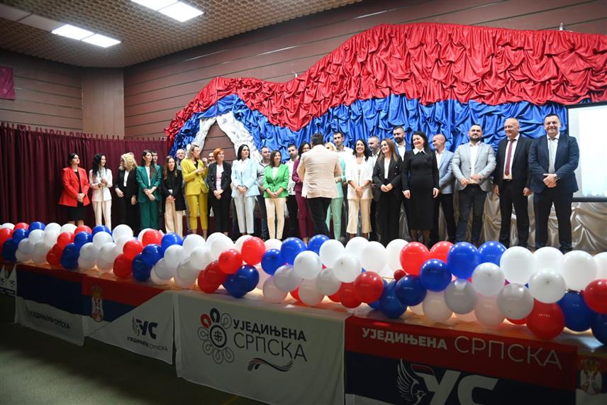 ФОЧА, 28. СЕПТЕМБРА /СРНА/ - Централна трибина Уједињене Српске у Фочи.