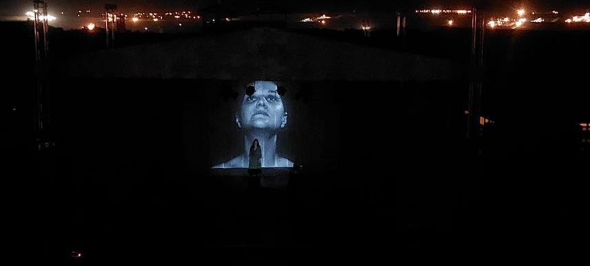 БИЈЕЉИНА/АРАНЂЕЛОВАЦ, 2. СЕПТЕМБРА /СРНА/ - У Аранђеловцу је синоћ приказана представа "Хасанагиница" Љубомира Симовића у режији Душана Тузланчића којом је и завршена умјетничка манифестација "Мермер и звуци".