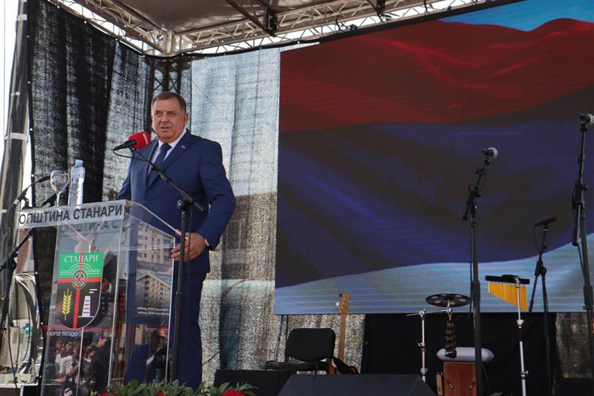 СТАНАРИ, 2. СЕПТЕМБРА /СРНА/ - Предсједник Републике Српске Милорад Додик захвалио је данас Србији која је подржала изградњу Дома здравља у Станарима и у цијелости га финансирала. /Фото - Борислав Здриња/