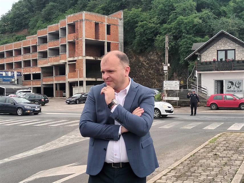 ЗВОРНИК, 30. СЕПТЕМБРА /СРНА/ - Кандидат СНСД-а за градоначелника Зворника Бојан Ивановић.