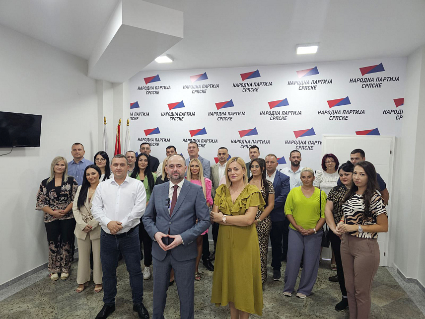 БИЈЕЉИНА, 6. СЕПТЕМБРА /СРНА/ - Народна партија Српске /НПС/ први пут излази на локалне изборе и подржаће кандидата СНСД-а за градоначелника Бијељине Микајла Лазића са жељом да заједнички крену у развој града.