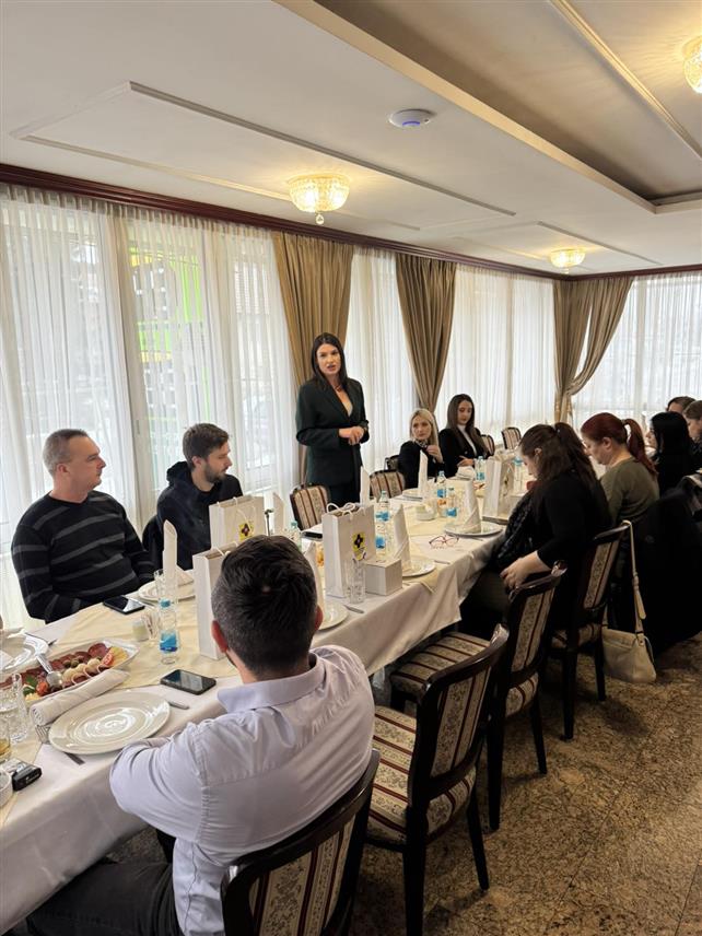 ДОБОЈ, 10. ЈАНУАРА /СРНА/ - Градска управа Добој организовала је данас празнични пријем за представнике медијских кућа са подручја ове локалне заједнице.