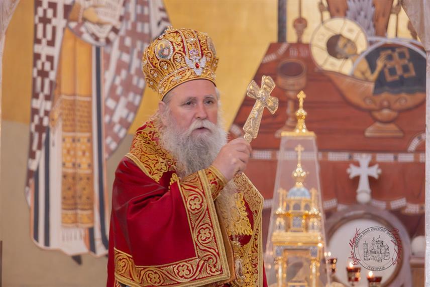 ПОДГОРИЦА, 14. ЈАНУАРА /СРНА/ - Његово високопреосвештенство митрополит црногорско-приморски Јоаникије служио je Свету архијерејску литургију у Саборном храму Христовог васкрсења.