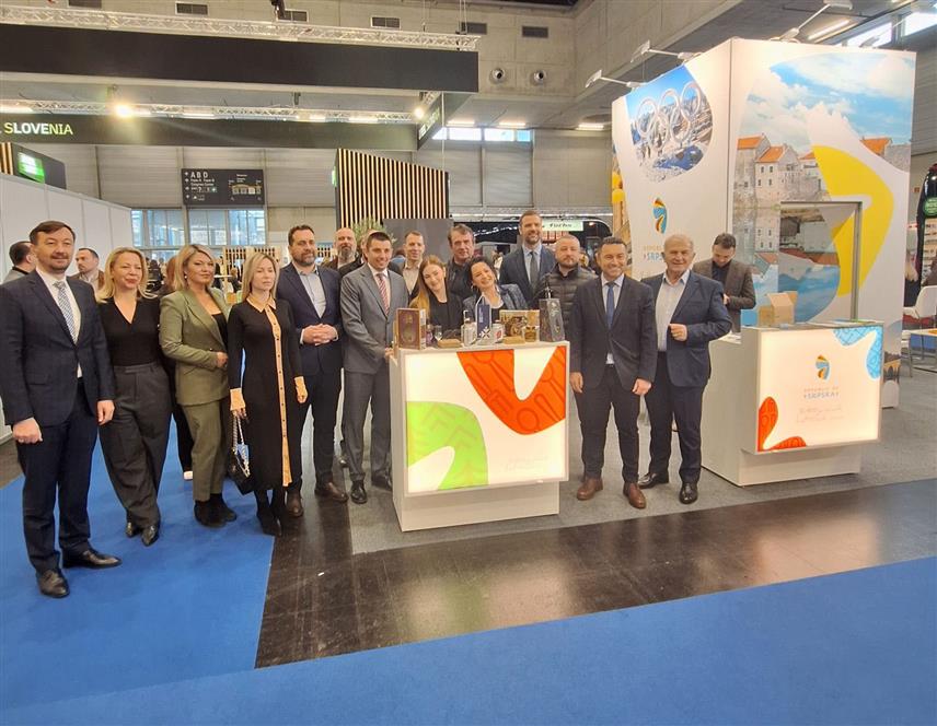 БЕЧ, 17. ЈАНАУАР /СРНА/ - Министар трговине и туризма Републике Српске Денис Шулић на Међународном сајму туризма у Бечу .