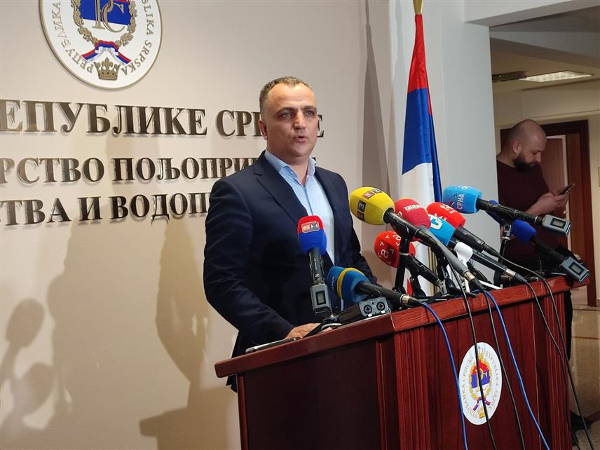 БАЊАЛУКА, 17. ЈАНУАРА /СРНА/ - Помоћник министра за ветеринарство Републике Српске Негослав Лукић на конференцији за новинаре.