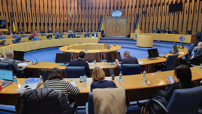 САРАЈЕВО, 21. ЈАНУАРА /СРНА/ - Јавно саслушање министра иностраних послова у Савјету министара Елмедина Конаковића у Парламентарној скупштини БиХ у вези са отказивањем организовања Самита лидера западног Балкана.