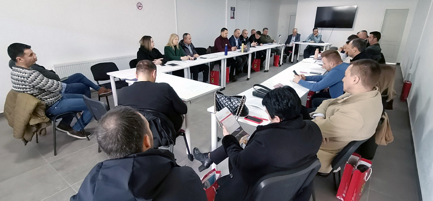 ДОБОЈ, 23. ЈАНУАРА /СРНА/ - Јавна расправа о нацрту програма рада Скупштине града Добој за текућу годину одржана данас у Добоју.	