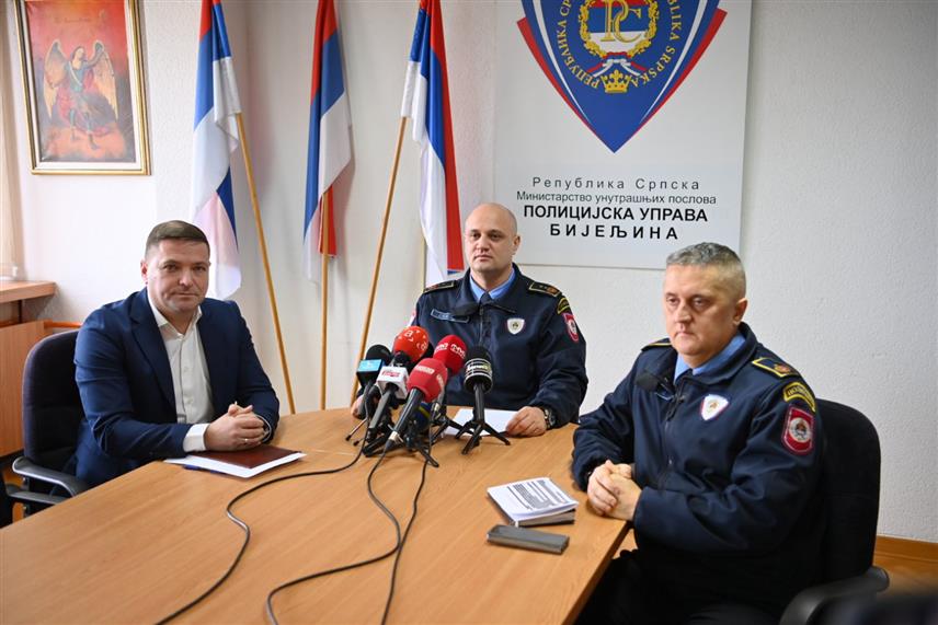 БИЈЕЉИНА, 27. ЈАНУАРА /СРНА/ - Конференција за новинаре у Полицијској управи Бијељина.