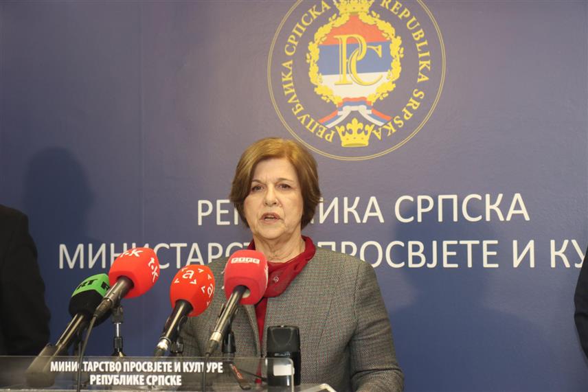 БАЊАЛУКА, 28. ЈАНУАРА /СРНА/ - Министар просвјете и културе Републике Српске Жељка Стојичић организовала је пријем за 45 добитника Светосавске награде./ФОТО Борислав Здриња/