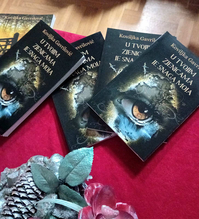 СОКОЛАЦ, 28. ЈАНУАРА /СРНА/ - У Народној библиотеци Соколац вечерас је представљена књига поезије "У твојим зјеницама је снага моја" аутора Ковиљке Гавриловић са Пала.