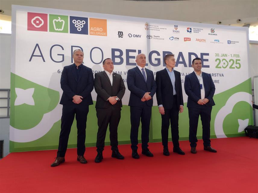 БЕОГРАД, 30. ЈАНУАРА /СРНА/ - Министар пољопривреде Србије Александар Мартиновић свечано је отворио Међународни сајам вођарства, повртарства и виноградарства "Агро Белгрејд 2025".