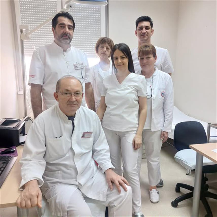 БИЈЕЉИНА, 30. ЈАНУАРА /СРНА/ - У Болници "Свети врачеви" у Бијељини организовано је дводневно превентивно Папаниколау /ПАПА/ тестирање за рано откривање малигних промјена на грлићу материце, а интересовање жена свих старосних група било је велико.