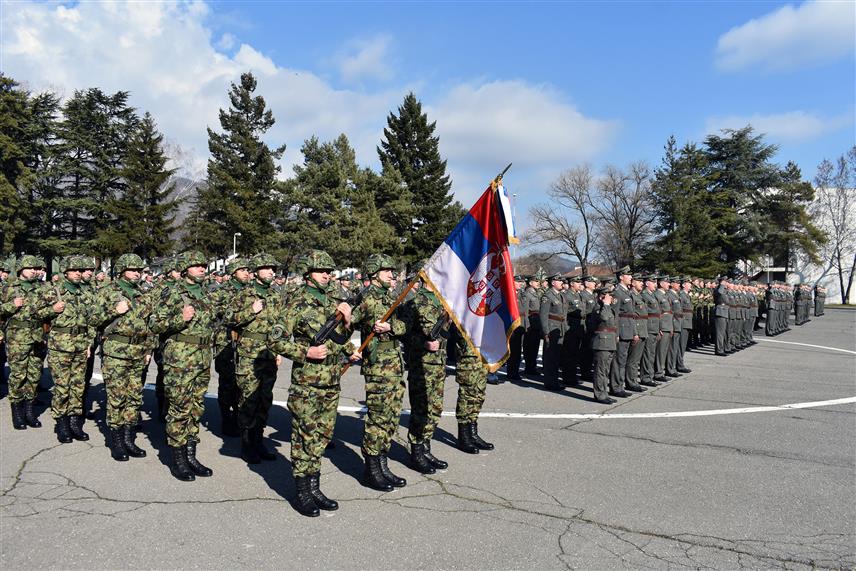 БЕОГРАД, 31. ЈАНУАРА /СРНА/ - Припадници Четврте бригаде копнене војске Србије данас су у касарни "Први пешадијски пук књаза Милоша Великог" у Врању, свечано обиљежили Дан јединице установљен у спомен на 31. јануар 1878. године, када је српска војска ослободила Врање.