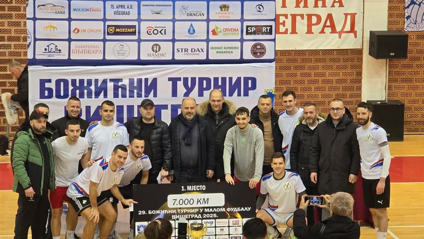 ВИШЕГРАД, 6. ЈАНУАРА /СРНА/ - Екипа "Апартмани Милев" из Мокре Горе побједник је 29. Божићног турнира у малом фудбалу.