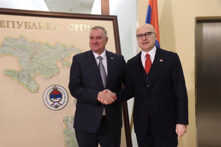 БАЊАЛУКА, 8. ЈАНУАРА /СРНА/ - Свечани пријем у Административном центру Владе Републике Српске у Бањалуци поводом Дана Републике 9. јануара коме присуствују високи званичници Српске и Србије, као и бројни гости. /Фото - Борислав Здриња/