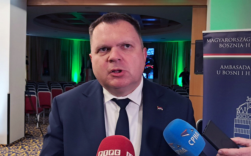 САРАЈЕВО, 16. ОКТОБРА /СРНА/ - Министар унутрашњих послова Републике Српске Жељко Будимир изјавио је вечерас у Сарајеву да је Мађарска стратешки партнер, земља која према БиХ има коректан и избалансиран однос и поштује Дејтонски мировни споразум.