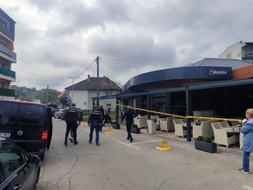 БАЊАЛУКА, 1. ОКТОБРА /СРНА/ - На више локација на подручју Новог Града, у оквиру оперативне акције "Вранглер", у току су претреси због кривичних дјела привредни криминалитет и прање новца.	