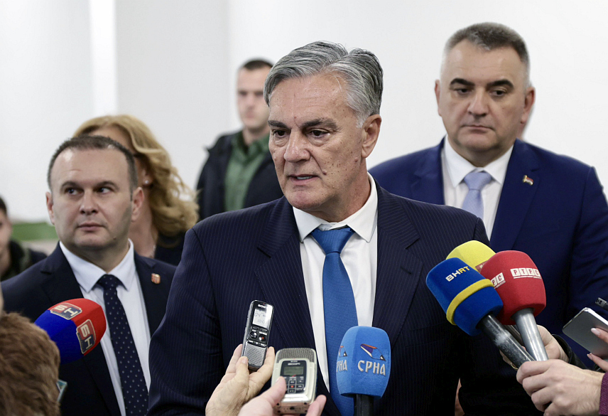 ИСТОЧНО САРАЈЕВО, 22. ОКТОБРА /СРНА/ - Министар за научнотехнолошки развој и високо образовање Републике Српске Синиша Каран рекао је данас у Источном Сарајеву на свечаном отварању нове зграде Студентског дома да је приоритет стварање што бољих услова за студенте, јер су млади највреднији ресурс Републике Српске.