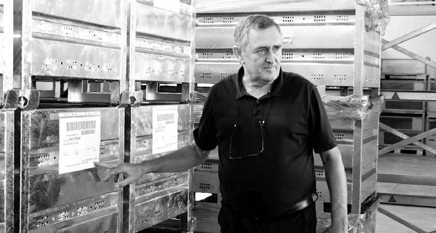 ДЕРВЕНТА, 29. ОКТОБРА /СРНА/ - Оснивач и власник предузећа "Металац МБМ" Слободан Голуб из Дервенте преминуо је данас у 70. години.