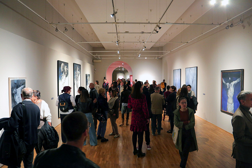 БАЊАЛУКА, 30. ОКТОБРА /СРНА/ - У Музеју савремене умјетности Републике Српске у Бањалуци вечерас је отворена изложба "Владимир Величковић: Фигура као израз егзистенције" којом ова установа наставља успјешну сарадњу са Музејом савремене уметности из Београда.