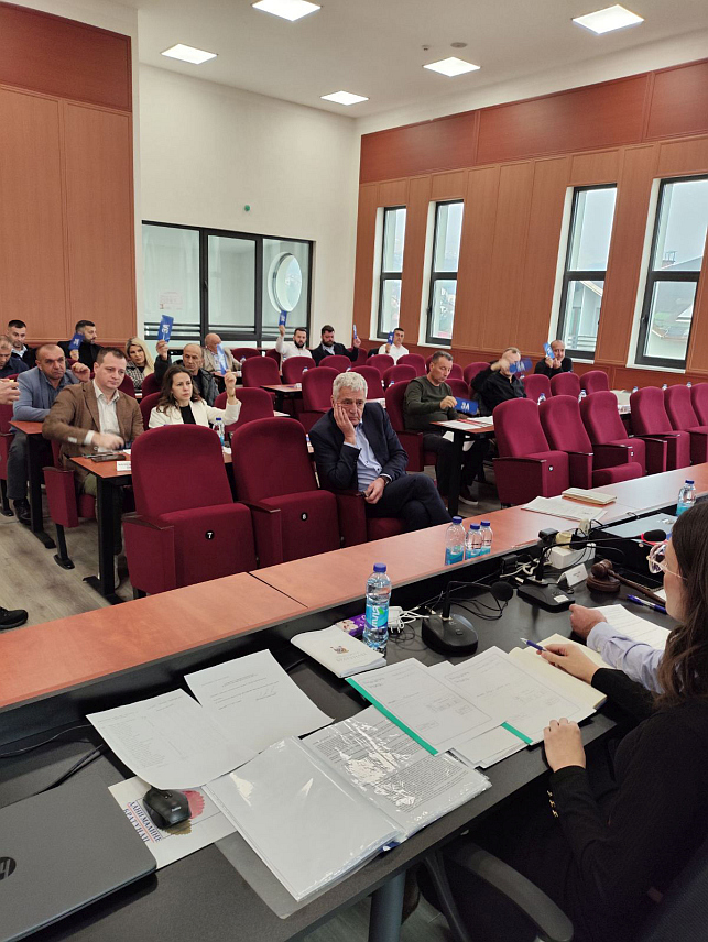 БРАТУНАЦ, 13. НОВЕМБРА /СРНА/ - Сједница Скупштине општине Братунац.