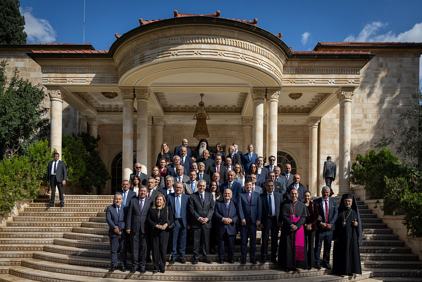 САРАЈЕВО, 19. НОВЕМБРА /СРНА/ - Међурелигијски дијалог, поштовање различитости и мирно рјешавање спорова потребни су у условима безбједносних изазова у свијету, речено је током јесењег састанка Међународног секретаријата Интерпарламентарне скупштине православља /ИАО/.
