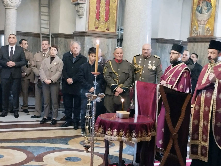 БАЊАЛУКА, 20. НОВЕМБРА /СРНА/ - У Бањалуци је почело обиљежавање 107 година од уласка српске војске у овај град, а тим поводом у Храму Христа Спаситеља у току је парастос за све страдале српске и црногорске војнике и цивиле у Првом свјетском рату.