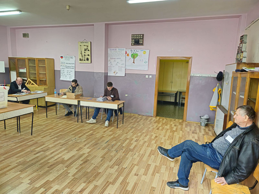 ПРИЈЕДОР, 23. НОВЕМБРА /СРНА/ - У Приједору је на пријевременим предсједничким изборима гласало 22.090 грађана или 25,82 одсто.