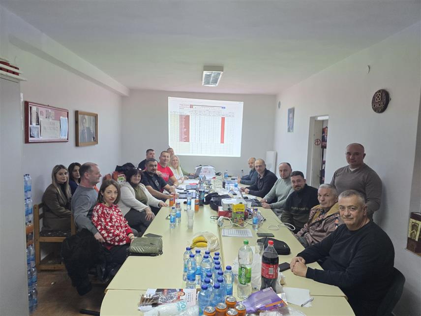 ВИШЕГРАД, 23. НОВЕМБРА /СРНА/ - Изборни штаб СНСД-а у Вишеграду.