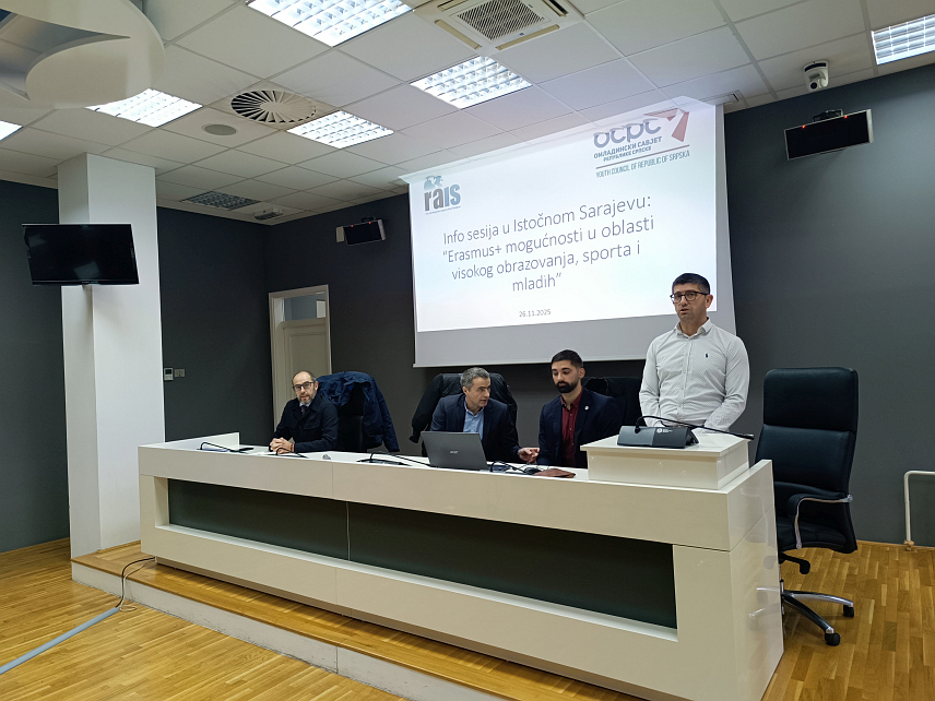 ИСТОЧНО САРАЈЕВО, 26. НОВЕМБРА /СРНА/ - У Источном Сарајеву данас је одржана инфо-сесија о могућностима "Еразмус плус" програма, на којој је представљена могућност за укључивање младих, образовних институција, општина, спортских клубова и удружења у европске образовне и омладинске програме вриједне 20 милијарди евра.