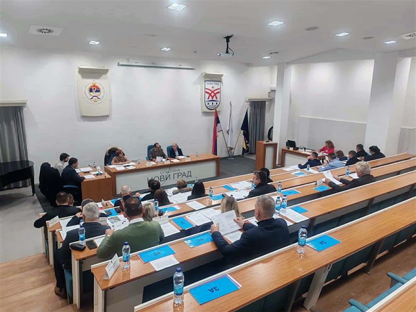 НОВИ ГРАД, 27. НОВЕМБРА /СРНА/ - Сједница Скупштине општине Нови Град.	