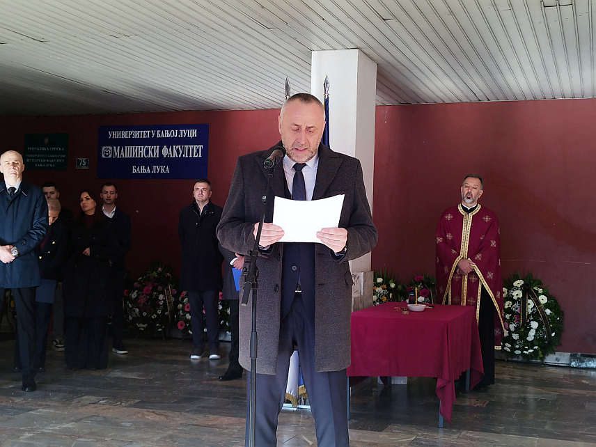 БАЊАЛУКА, 6. НОВЕМБРА /СРНА/ - Министар рада и борачко-инвалидске заштите Републике Српске Данијел Егић рекао је данас да је Српска трајна категорија и да они који су се борили за њу у Одбрамбено-отаџбинском рату никада неће дозволити да јој било ко науди.