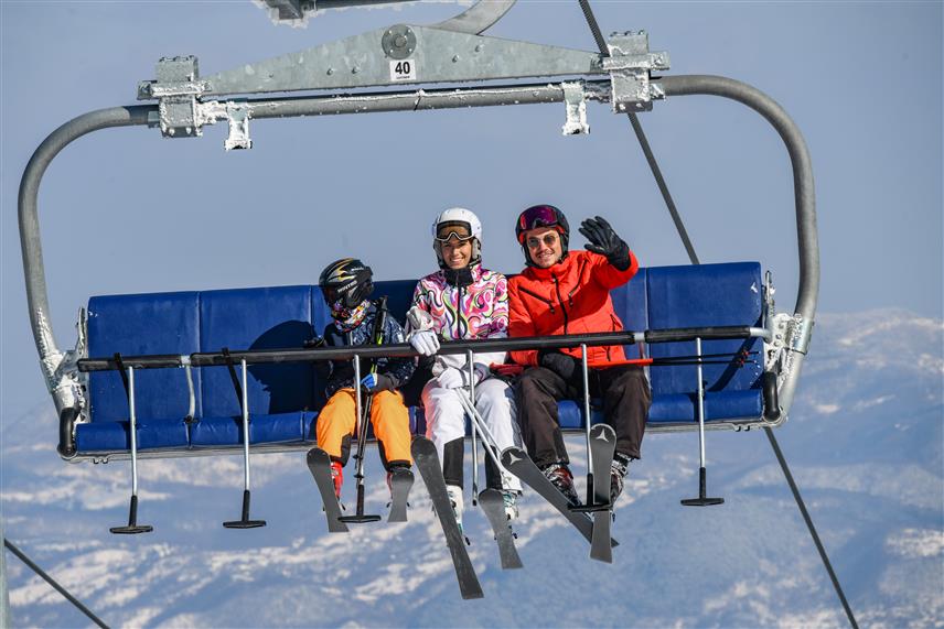 ЈАХОРИНА, 6. НОВЕМБРА /СРНА/ - Претпродаја ски-карата за скијалиште "Игришта" на подручју Власенице траје још само три дана, подсјећају из Олимпијског центра "Јахорина".