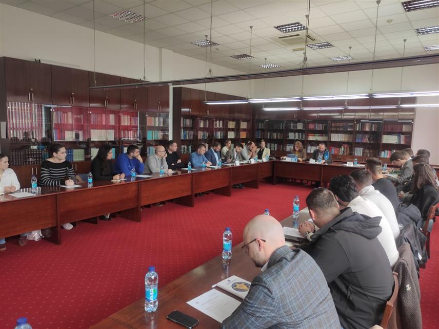 БАЊАЛУКА, 7. НОВЕМБРА /СРНА/ - Округли сто у Бањалуци под називом "Међународно позиционирање Републике Српске: политички, правни и културолошки аспекти".