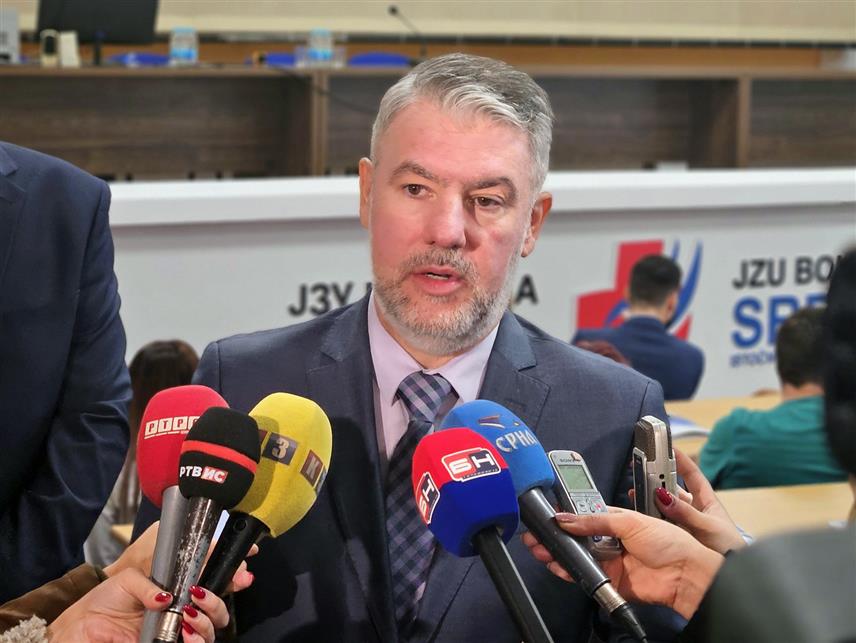 ИСТОЧНО САРАЈЕВО, 7. НОВЕМБРА /СРНА/ - Министар здравља и социјалне заштите Републике Српске Ален Шеранић изјавио је данас у Источном Сарајеву да је приоритет набавка мамографа за Болницу "Србија".