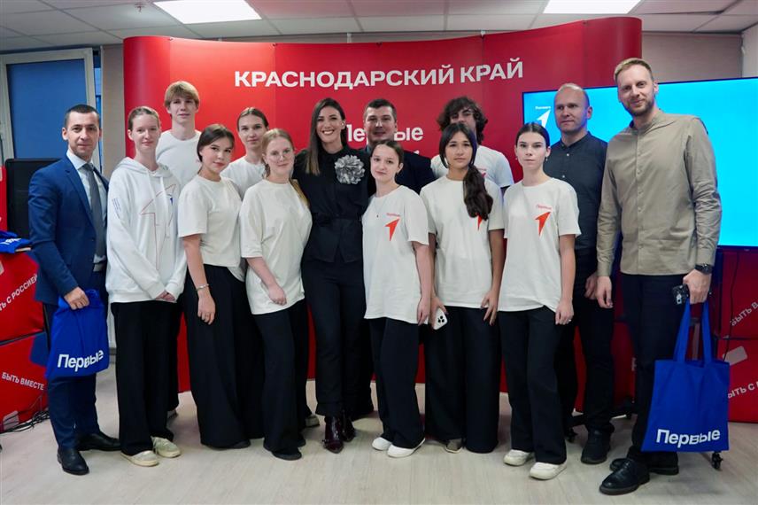 КРАСНОДАР, 10. ДЕЦЕМБРА /СРНА/ - Делегација Омладинског савјета Републике Српске боравила је од 1. до 6. децембра у званичној посјети Краснодару, коју су организовали Одјељење за развој бизниса и спољне економске активности Краснодарског краја и Фонд за развој Краснодарског краја, уз подршку Амбасаде БиХ у Руској Федерацији.