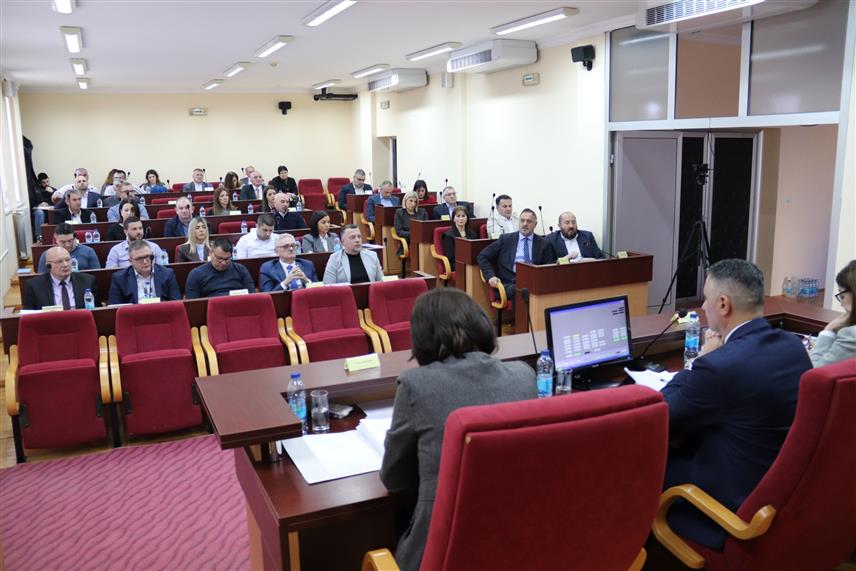 ДЕРВЕНТА, 12. ДЕЦЕМБРА /СРНА/ - Сједница Скупштине града Дервента.