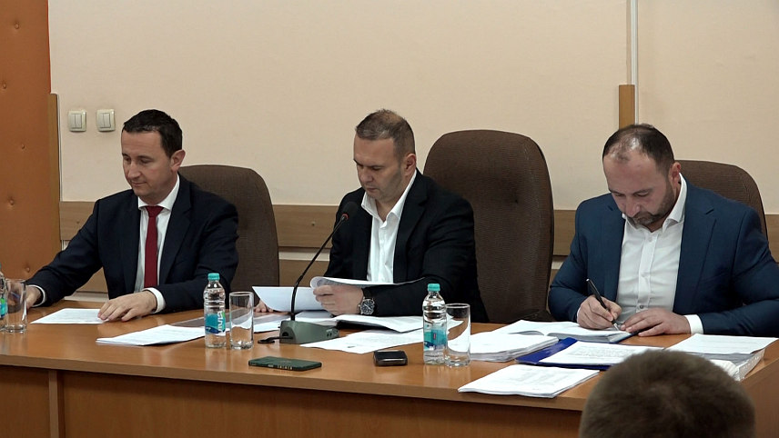 ГРАДИШКА, 12. ДЕЦЕМБАРА /СРНА/ - Сједница Предсједништва Савеза општина и градова Републике Српске у Градишци.