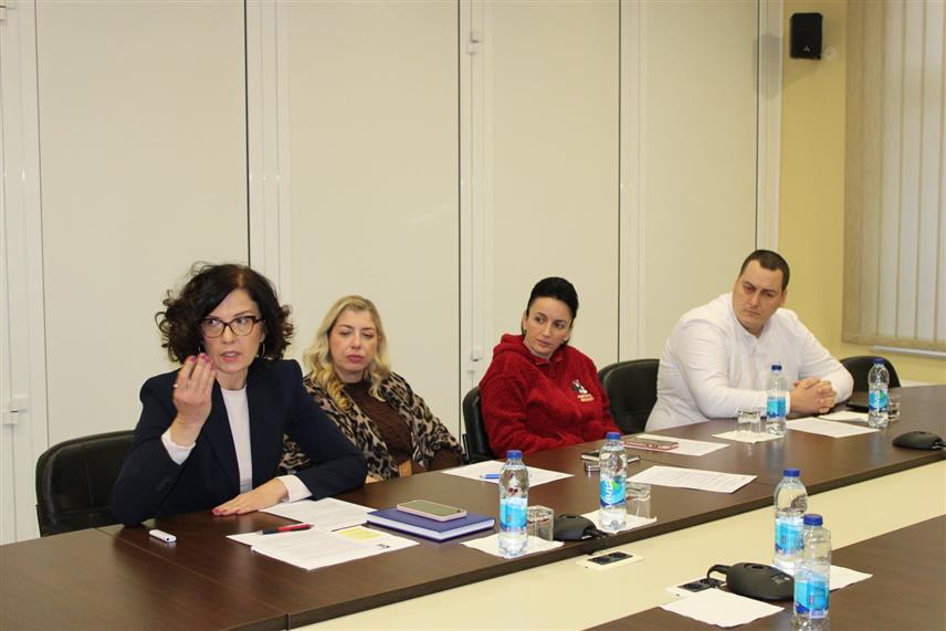 БАЊАЛУКА, 24. ДЕЦЕМБРА /СРНА/ - Састанак чланова координационих одбора за високо образовање Универзитета у Бањалуци, Источном Сарајеву и Синдиката образовања, науке и културе Републике Српске у Бањалуци.