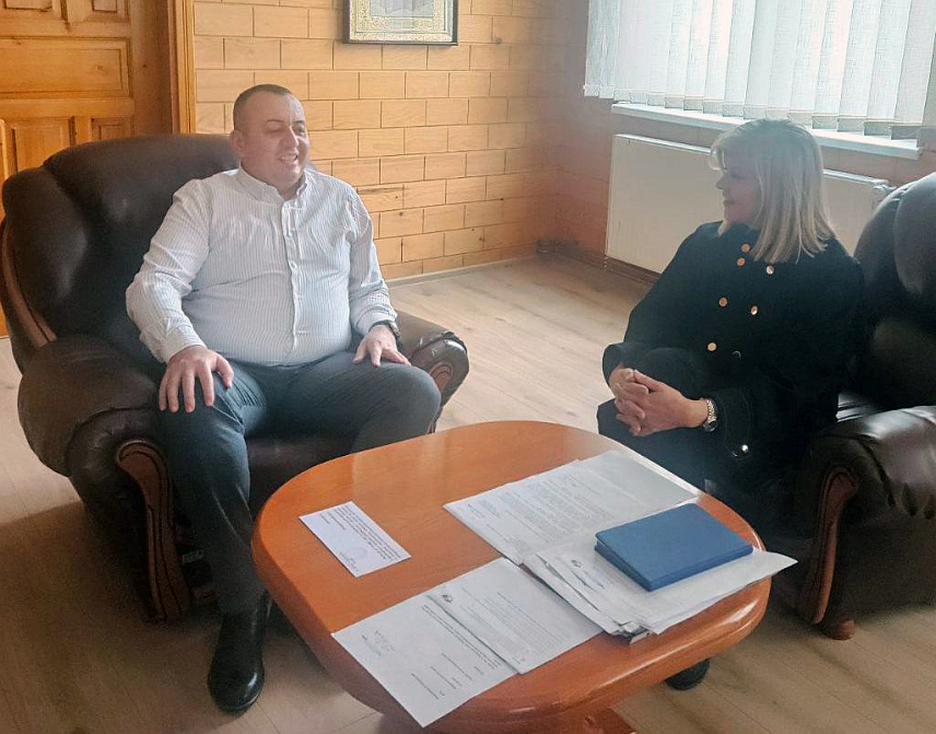 ФОЧА, 24. ДЕЦЕМБРА /СРНА/ - Директор Универзитетске болнице Ненад Лаловић и гинеколог-специјалиста перинаталне медицине Љиљана Мирковић из Београда.