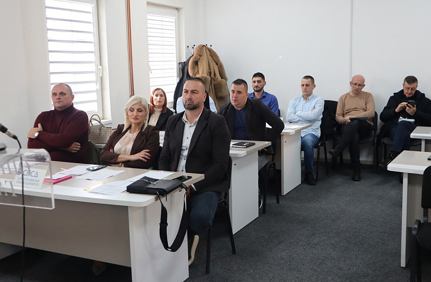 ГАЦКО, 25. ДЕЦЕМБРА /СРНА/ - Сједница Скупштине општине Гацко.