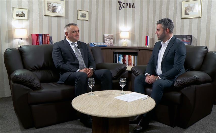 БАЊАЛУКА, 27. ДЕЦЕМБРА /СРНА/ - Предсједник Владе Републике Српске Саво Минић током подкаста Српске новинске агенције - СРНА.